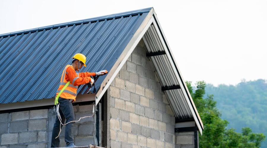 Professional gutter cleaning in Palenville, NY